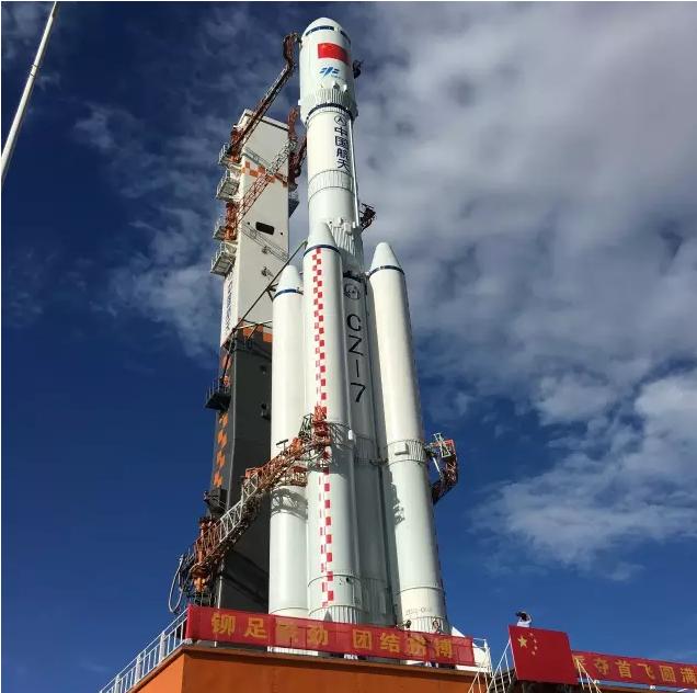 在太空建数据中心可不止马斯克敢这么玩？(图1)